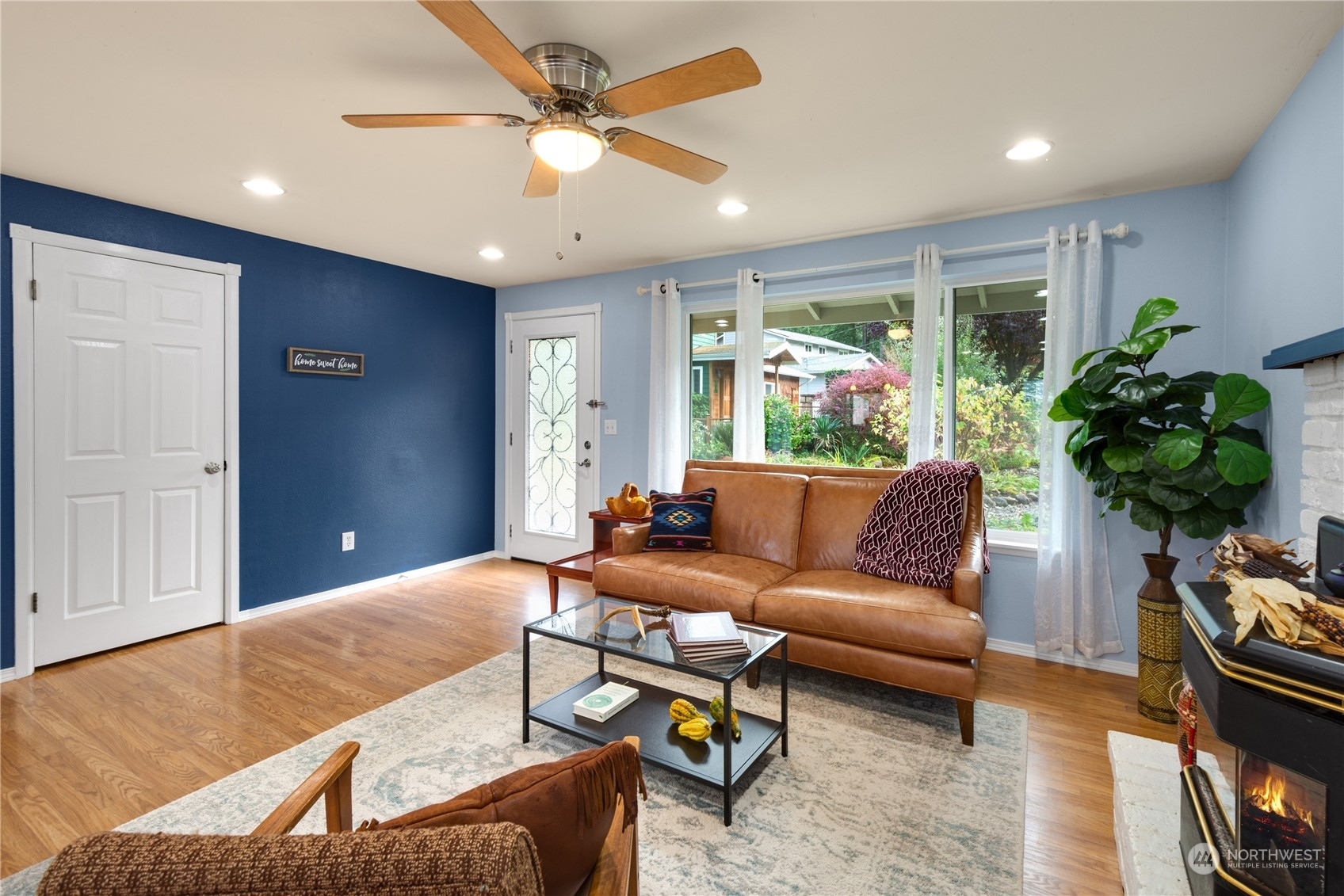 Property Photo: 14417 446th Avenue SE WA 98045