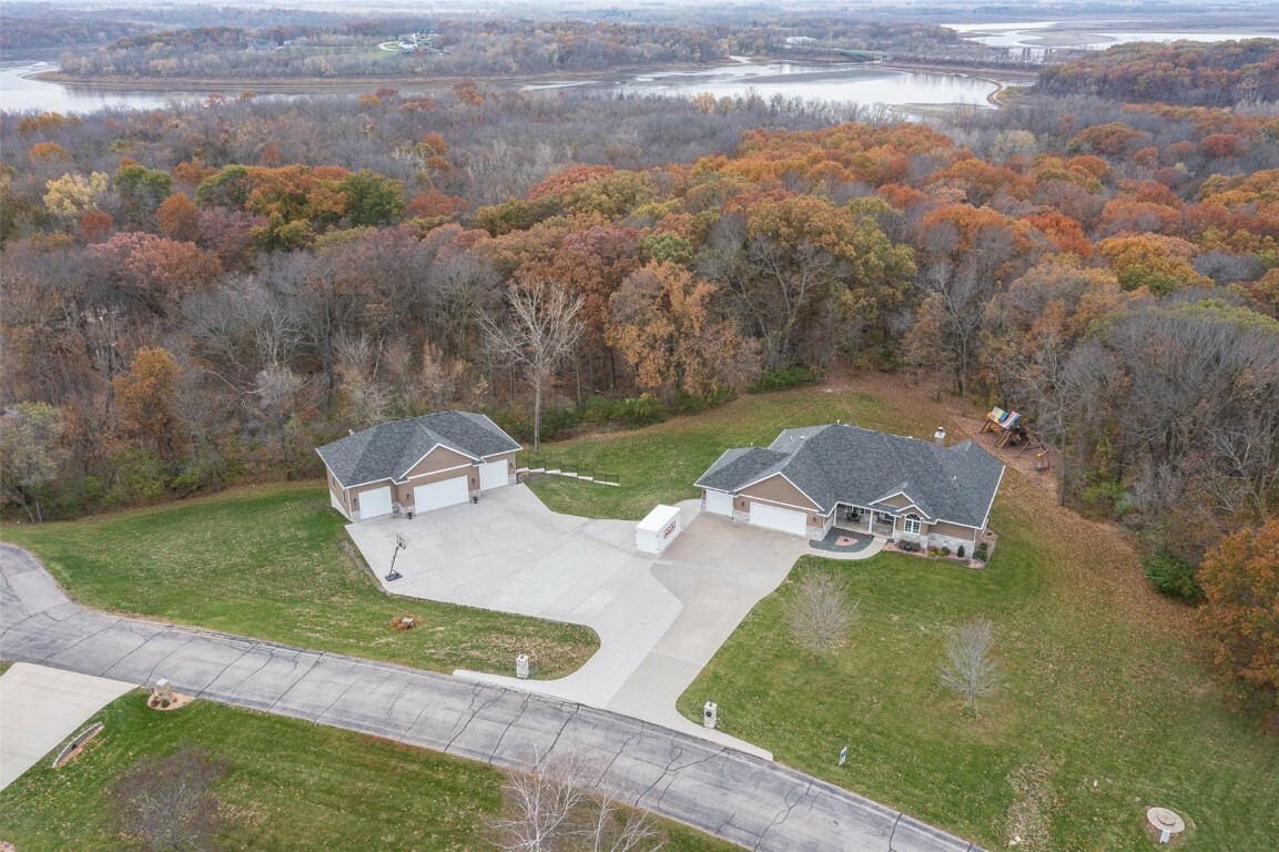 Property Photo:  1573 Ridge Top Drive NE  IA 52338 