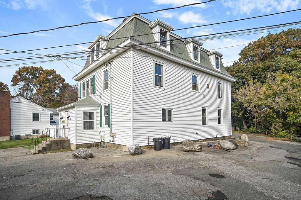 Property Photo:  35 Sherman Pl  MA 01801 