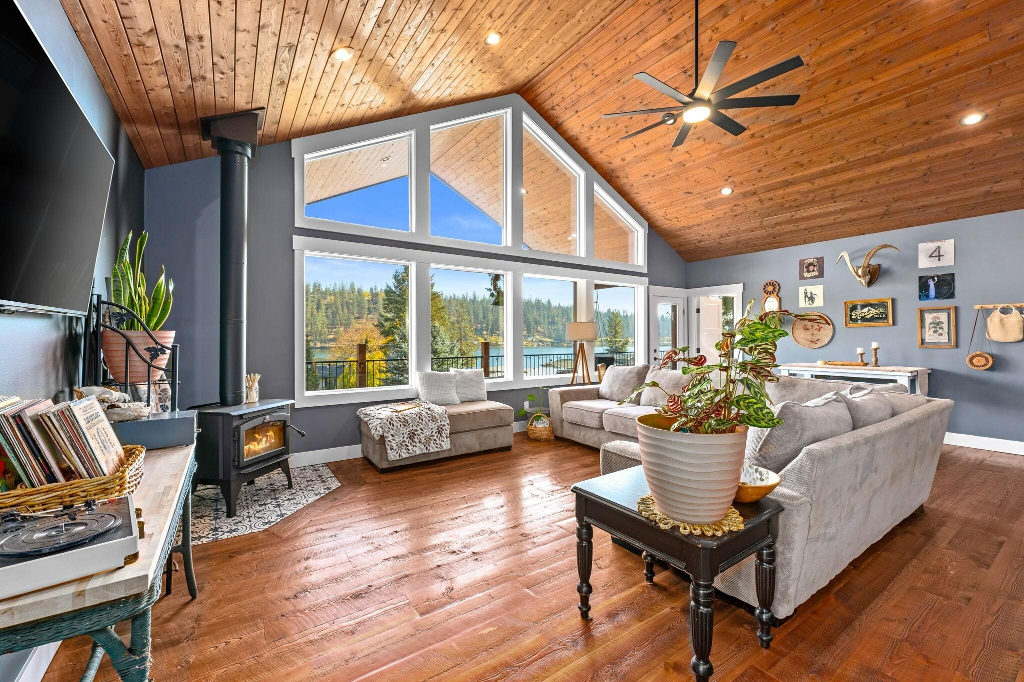 23401 N Westlake Dr  Nine Mile Falls WA 99208 photo