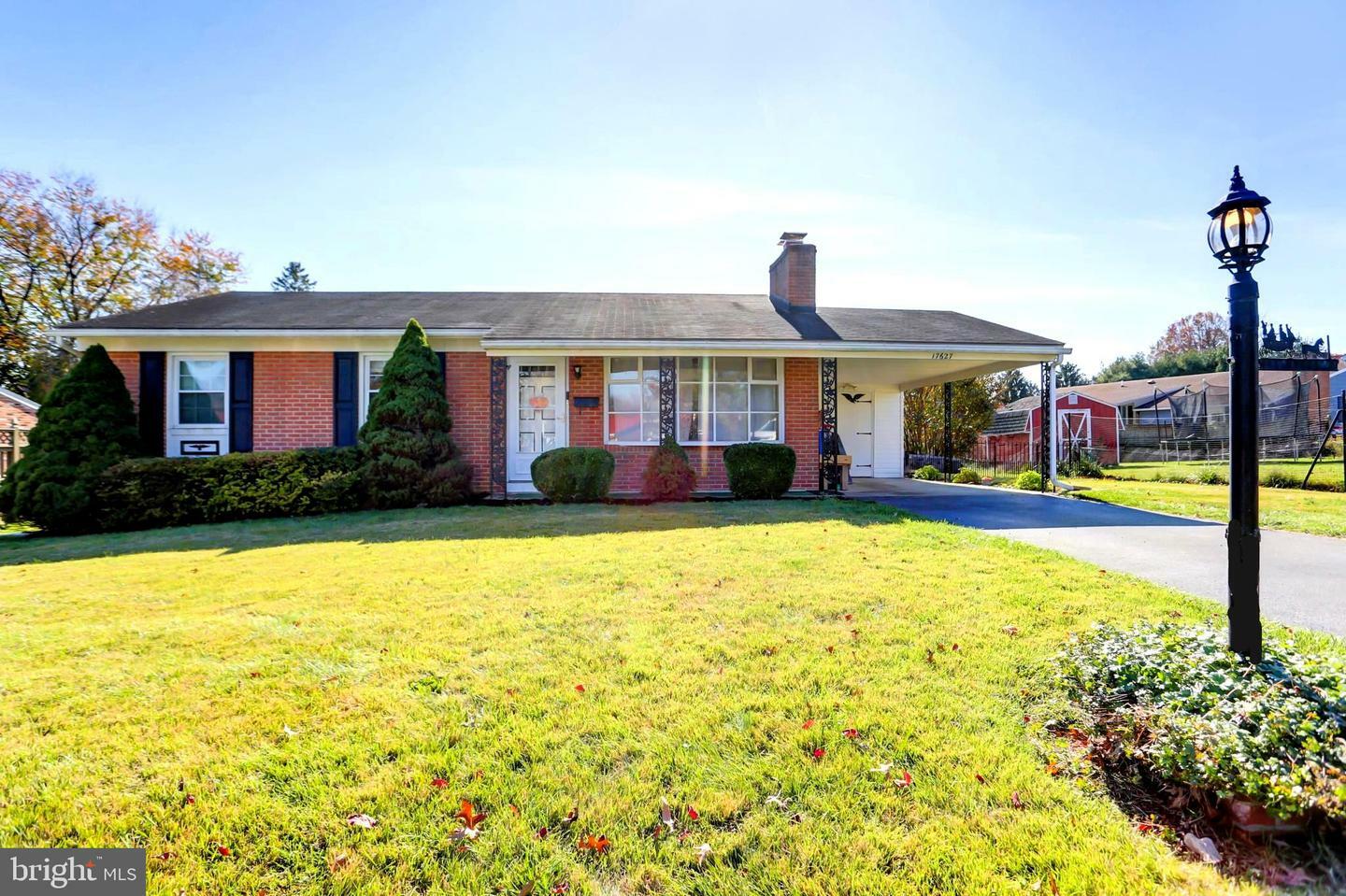 Property Photo: 17627 Meadowood Drive MD 21740
