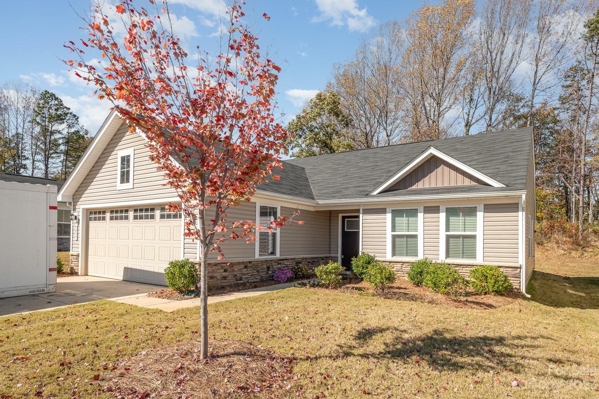 Property Photo:  9617 Wardley Drive  NC 28215 