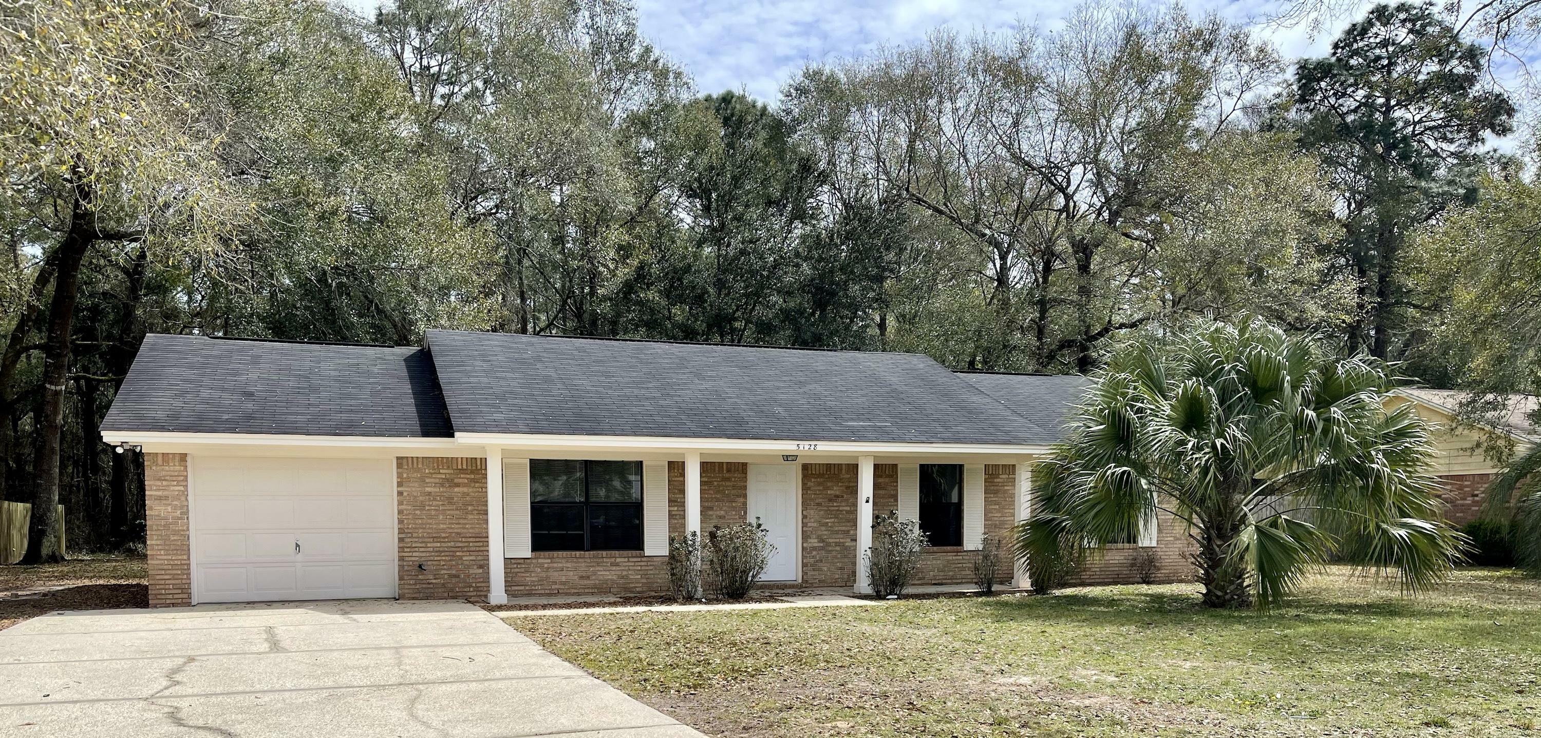 Property Photo:  5128 Potomac Drive  FL 32571 