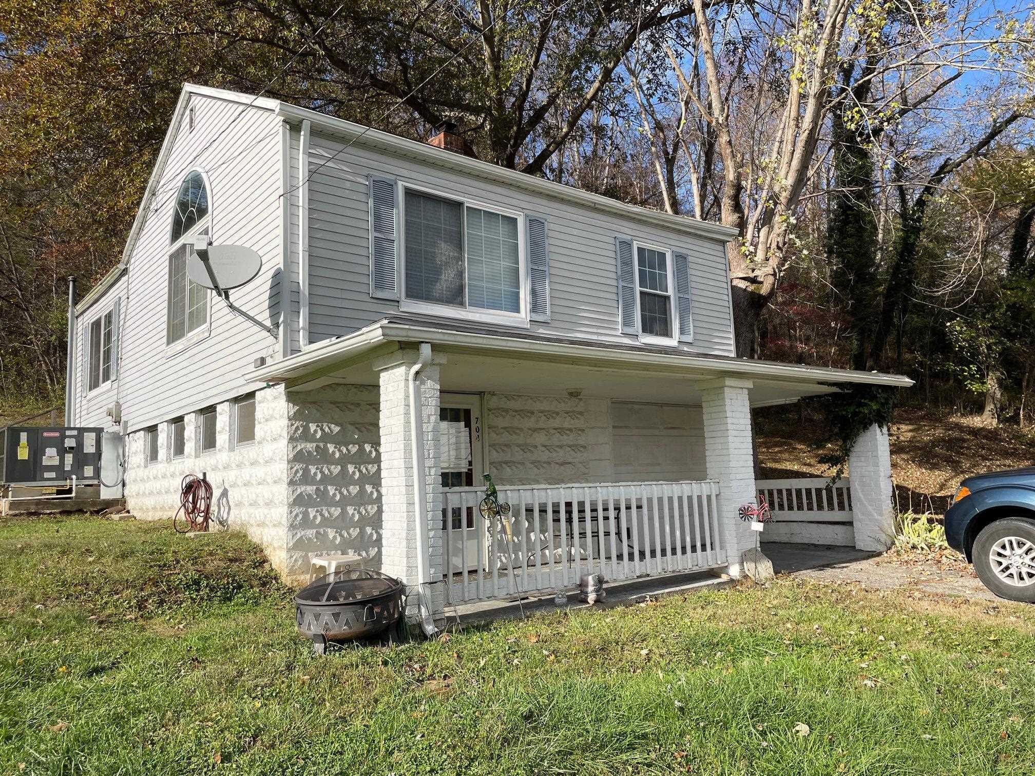 Property Photo:  704 Williams Avenue G-2  KY 41169 