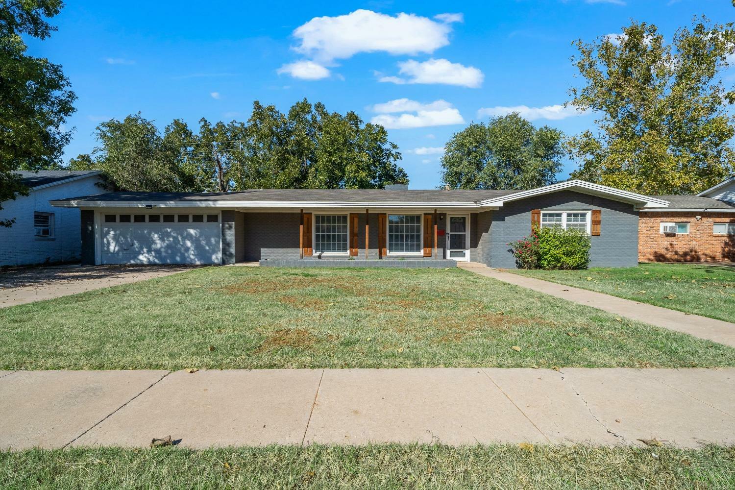 Property Photo:  2712 60th Street  TX 79413 