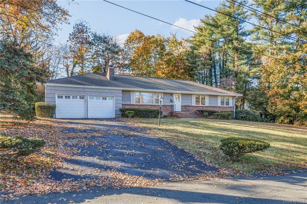 Property Photo:  9 Lombardi Drive  NY 10956 