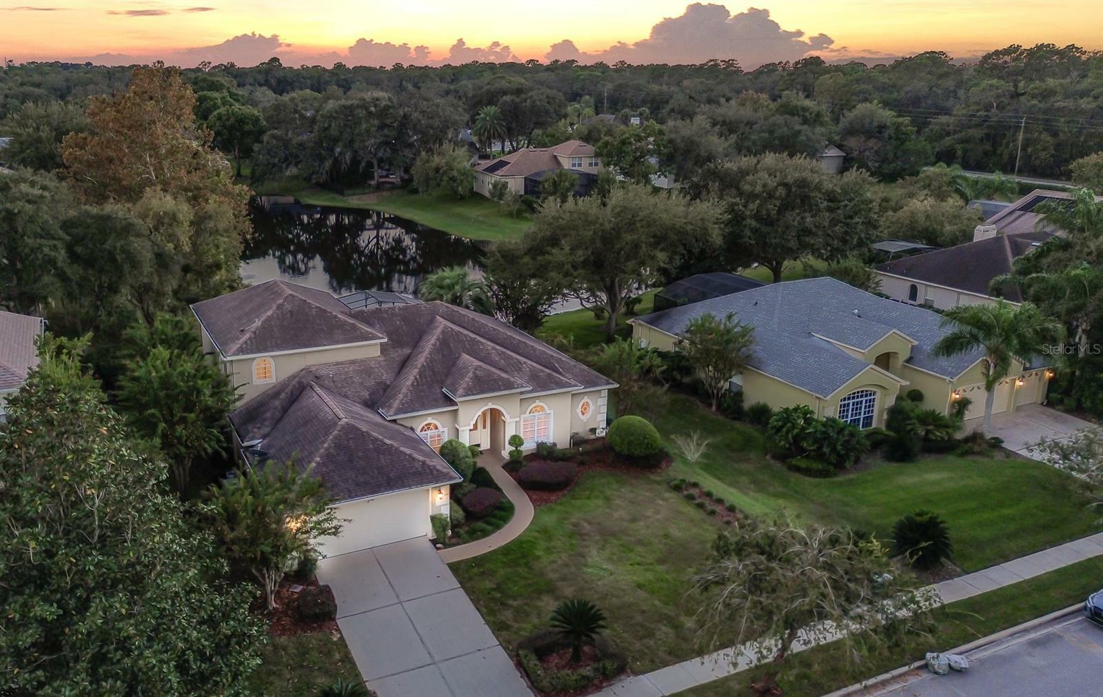 Property Photo: 670 Charrice Place FL 32771