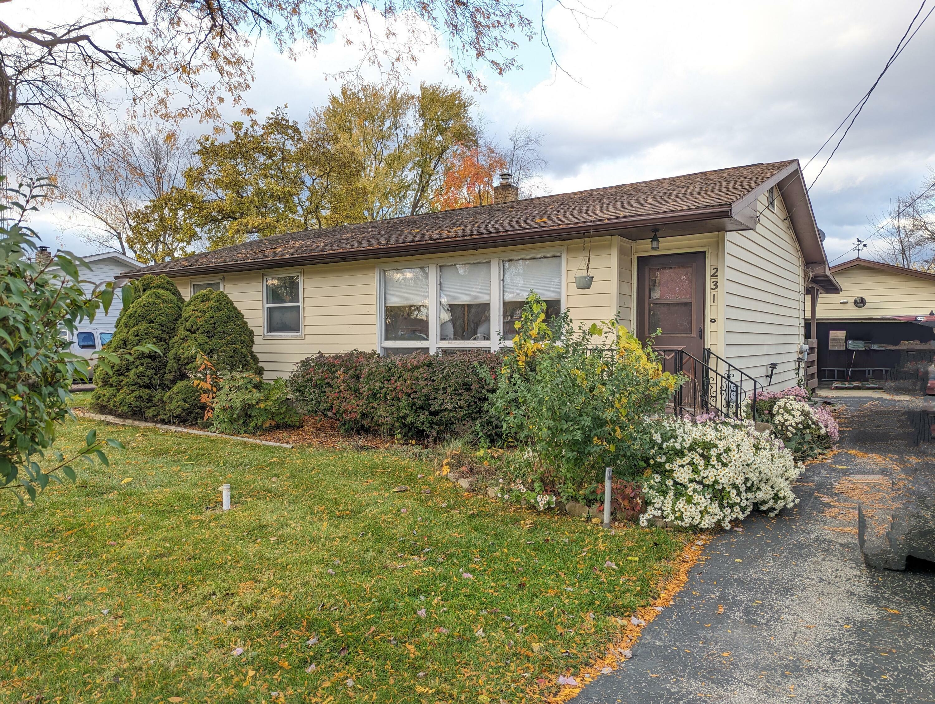 Property Photo: 231 E Parsons Street MI 49098