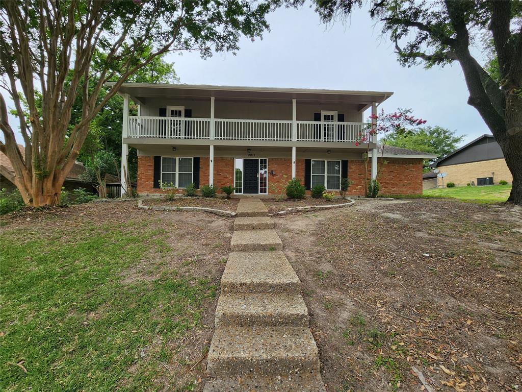 Property Photo: 2011 S Lakeshore Drive TX 75087