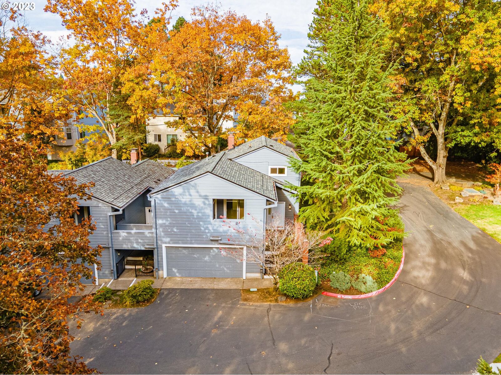 Property Photo:  4408 SW Dickinson St 51  OR 97219 