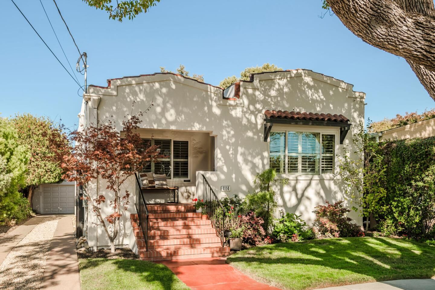 Property Photo:  1114 Grove Avenue  CA 94010 