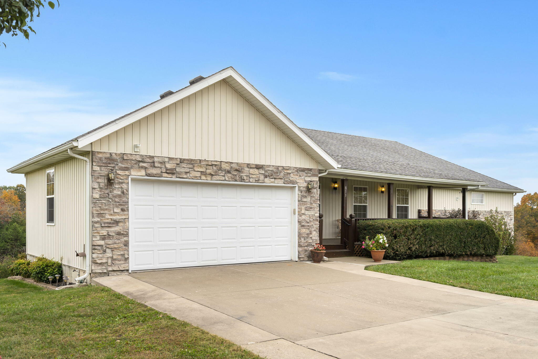 Property Photo:  853 Garner Drive  MO 65721 