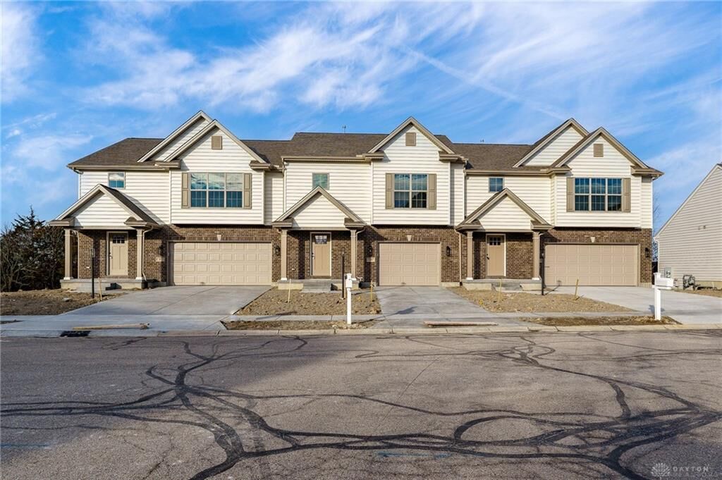 Property Photo:  2179 Cobblestone Court  OH 45342 