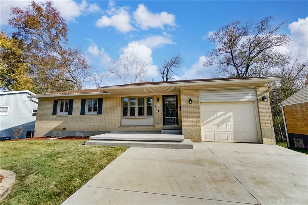 Property Photo: 241 Upper Hillside Drive OH 45305