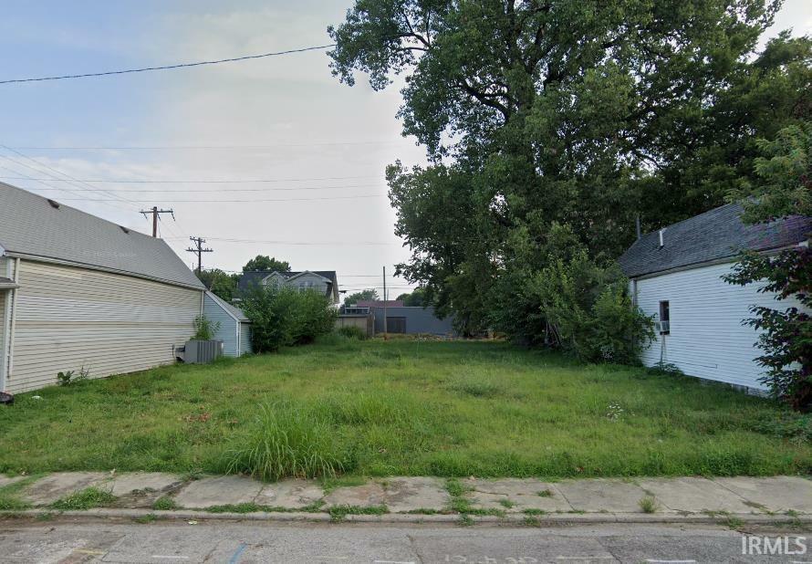 Property Photo:  604 E Illinois Street  IN 47711 