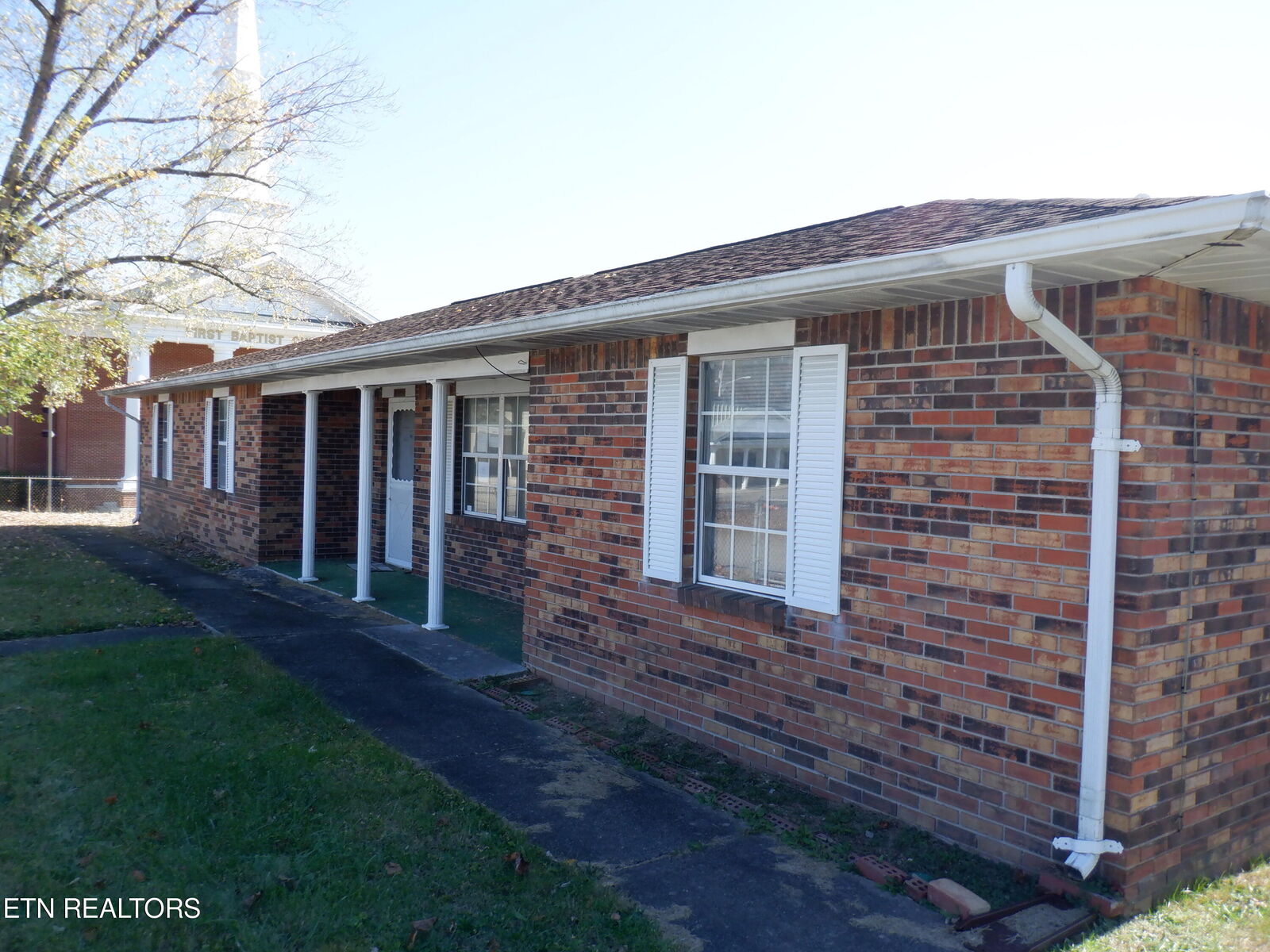 Property Photo:  312 E 2nd Ave  TN 37841 