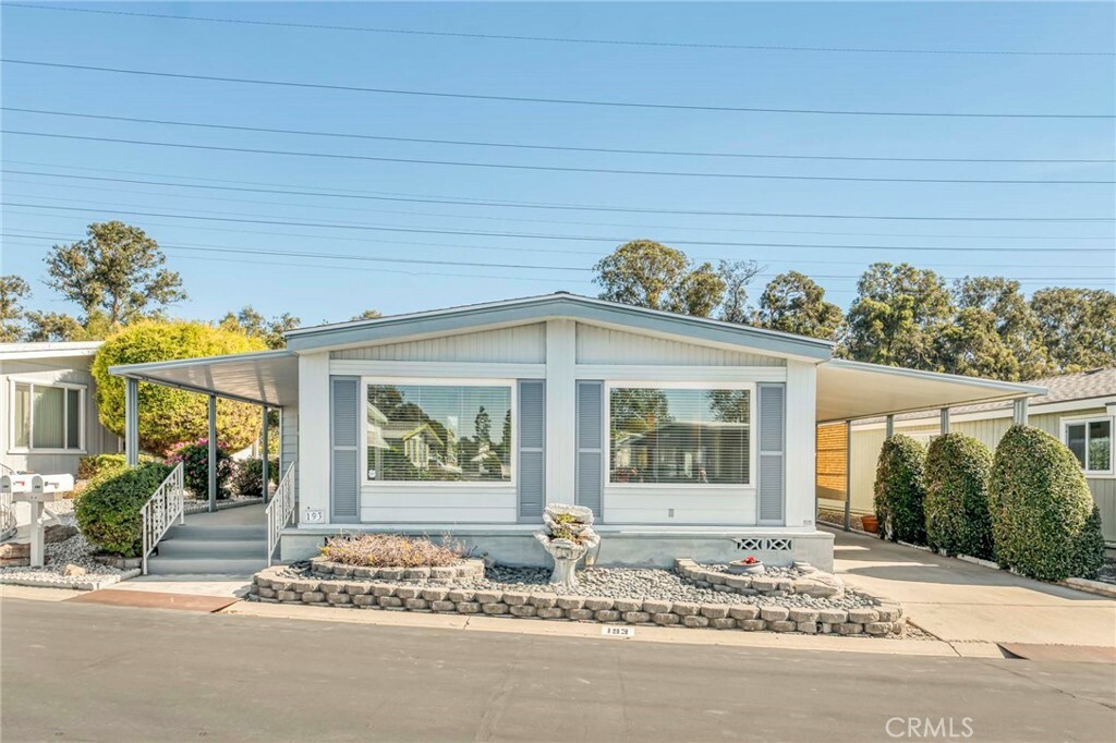 Property Photo:  193 Browning Avenue  CA 93003 