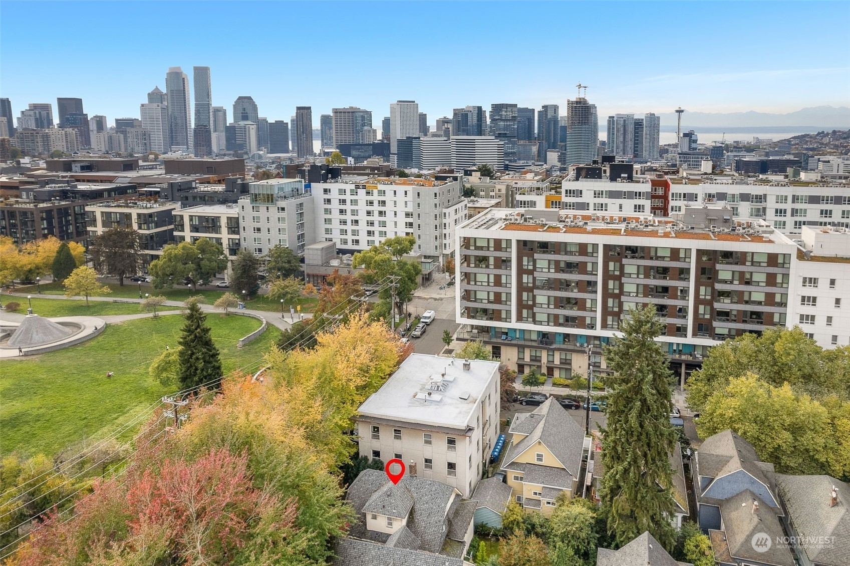 Property Photo: 1006 E Denny Way WA 98122