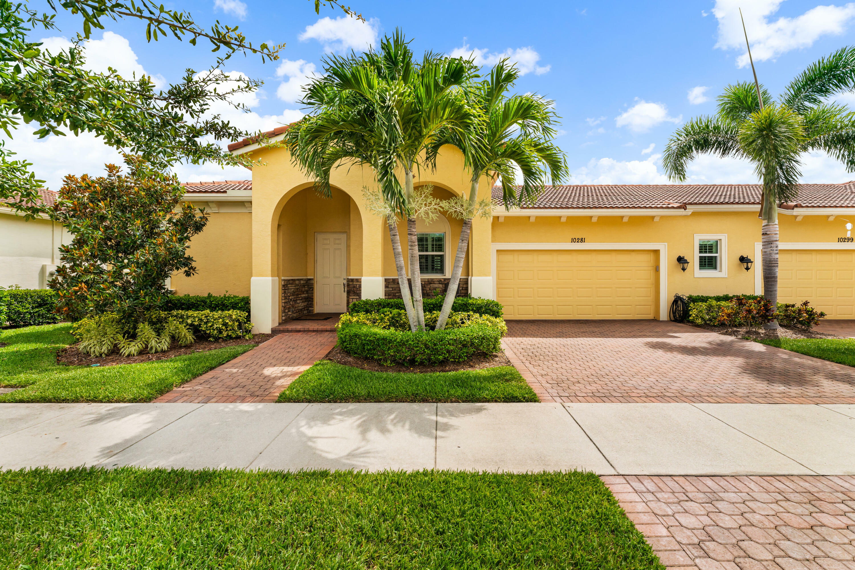 Property Photo:  10281 SW Reggiani Road  FL 34986 