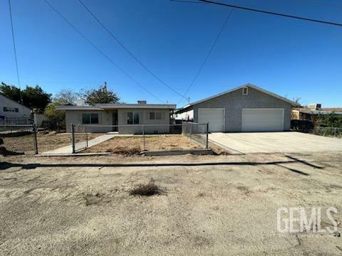 Property Photo:  333 Olive Street  CA 93252 