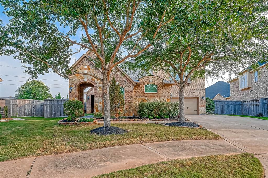 Property Photo: 27606 Riata Hills Lane TX 77441