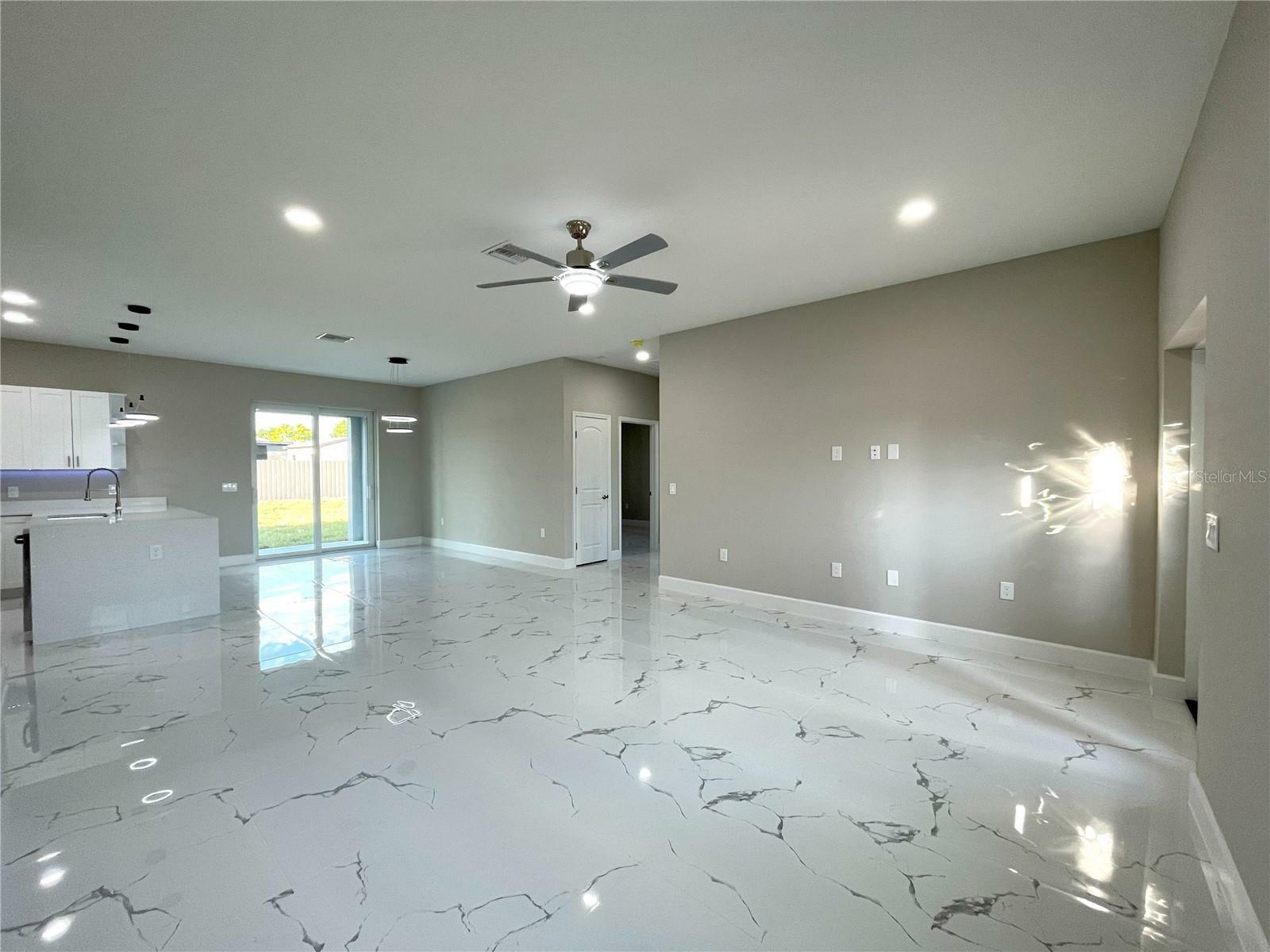 Property Photo:  707 NW 1st Lane  FL 33993 