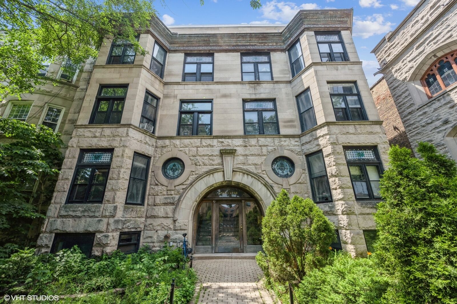 Property Photo:  4546 N Sheridan Road 2S  IL 60640 