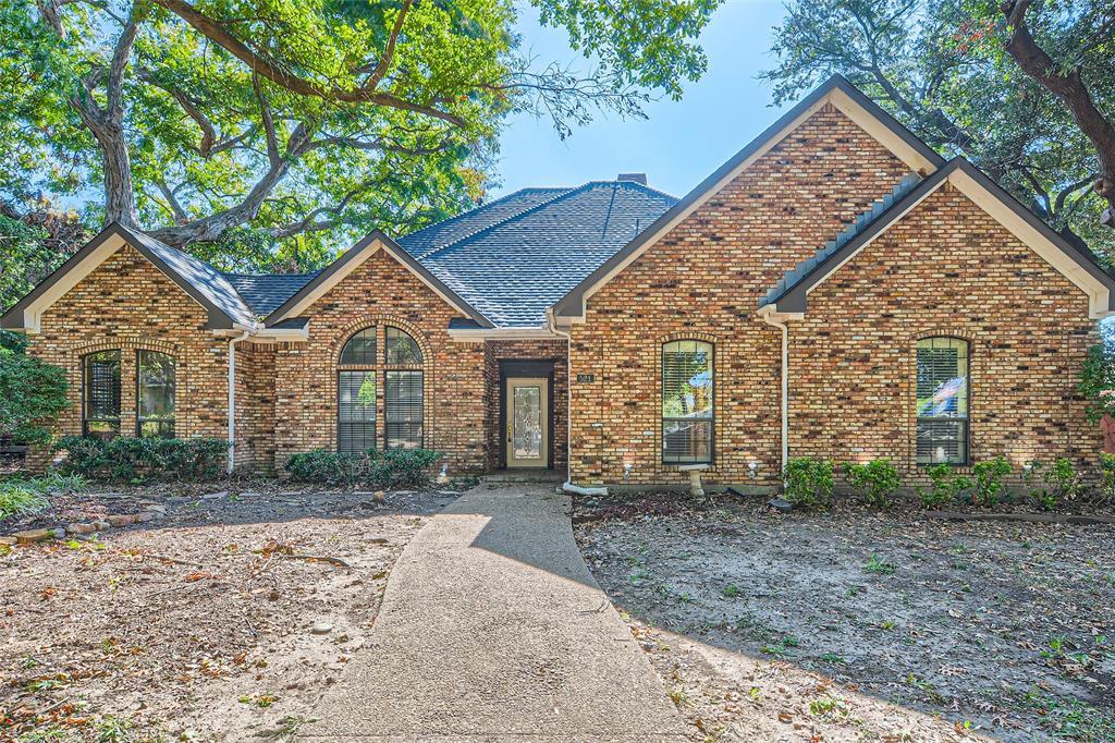 Property Photo: 521 Shoreview Drive TX 75087