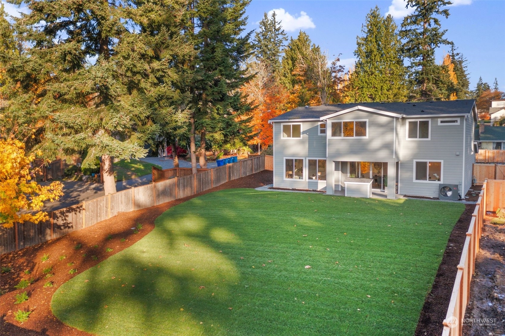 Property Photo:  19512 88th Avenue W  WA 98026 