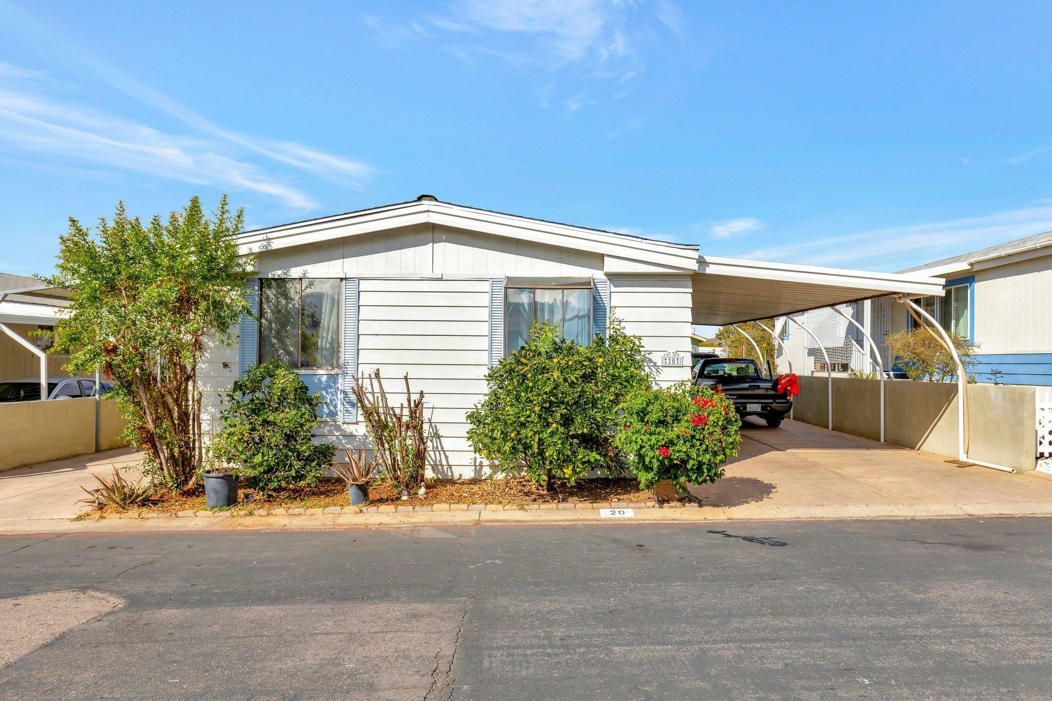 Property Photo:  500 Rancheros Dr 20  CA 92069 