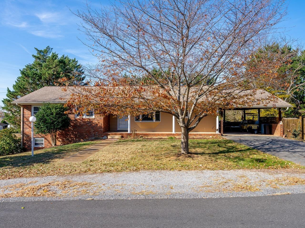 Property Photo: 503 Barkman Ave VA 22827