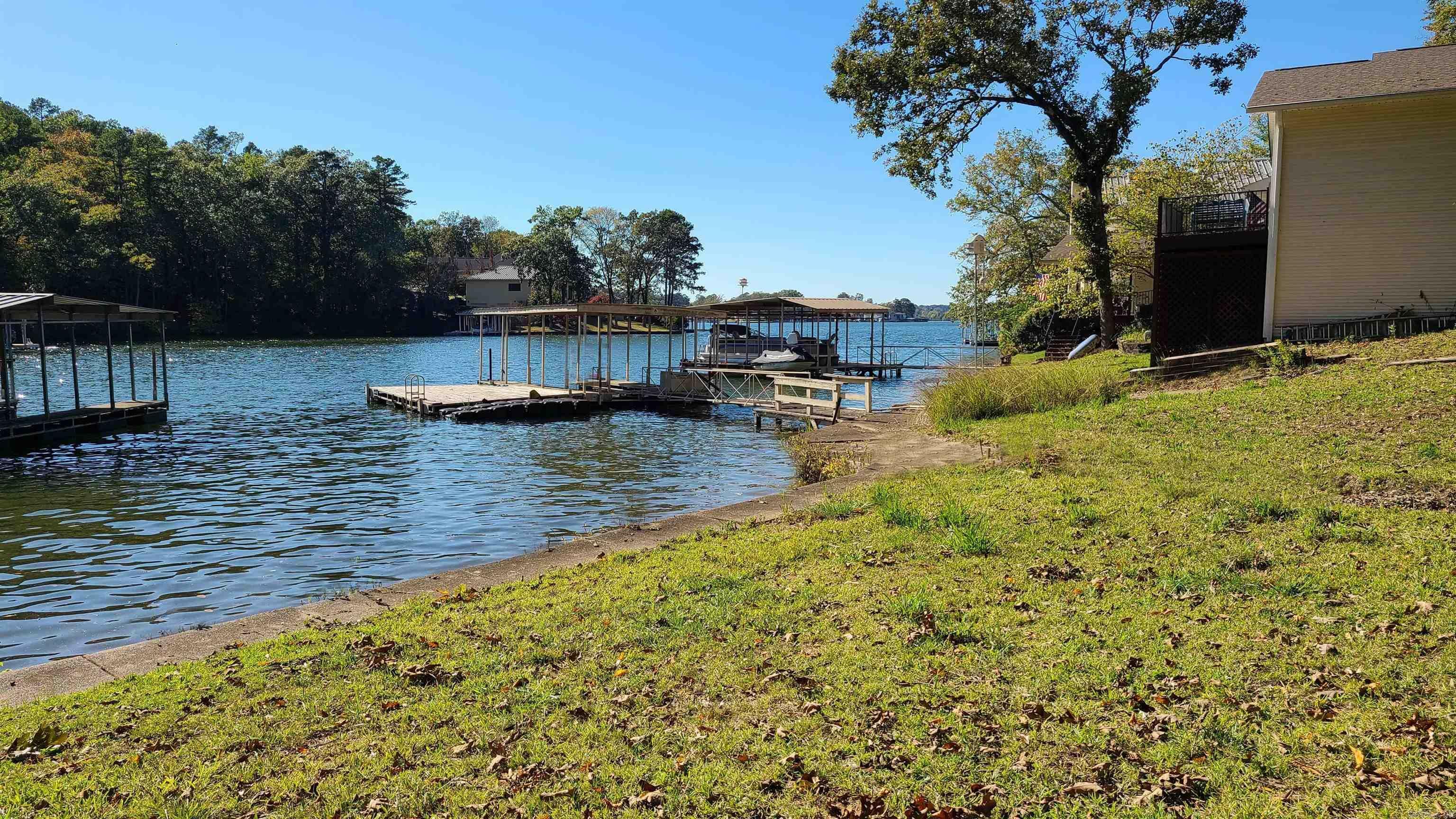 Property Photo:  109 Bayview Point  AR 71901 