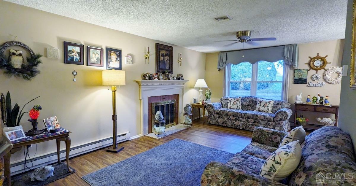 Property Photo: 121 Ironwood Plaza NJ 08831