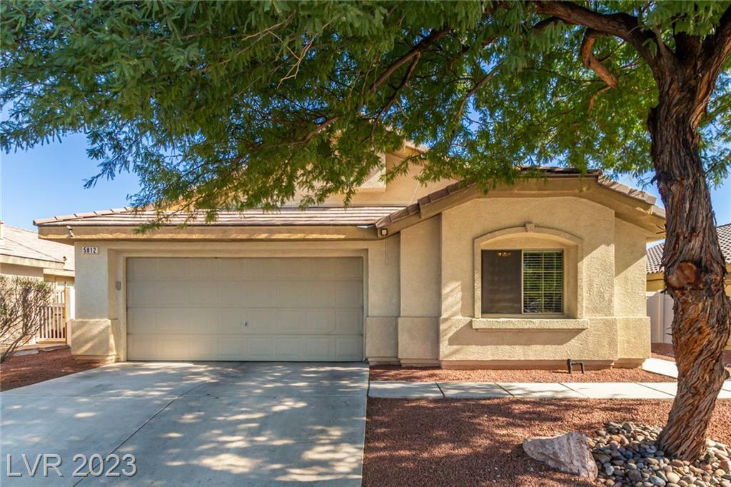 Property Photo:  5812 Lady Carolina Street  NV 89081 