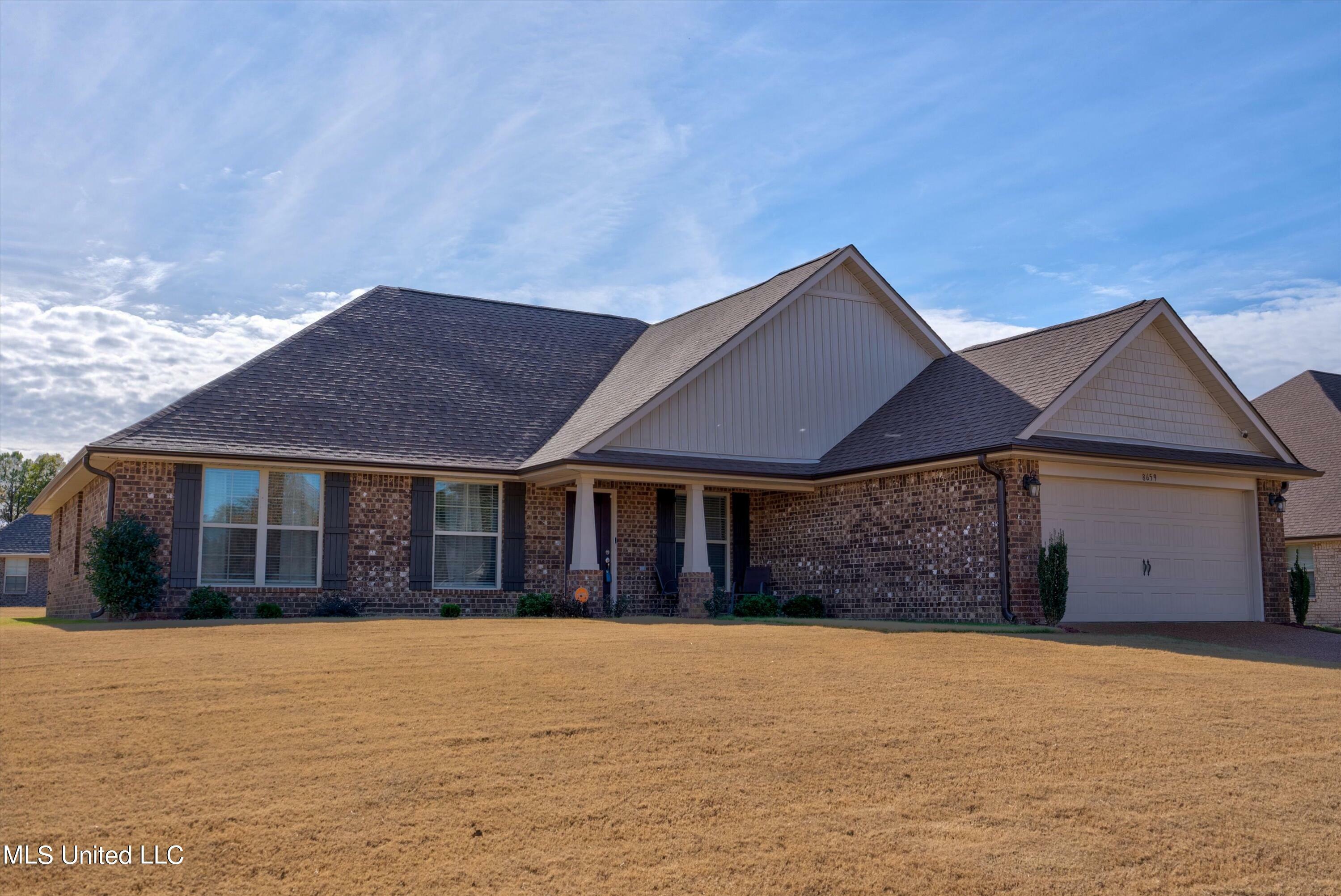 8659 N Courtly Circle Circle  Olive Branch MS 38654 photo