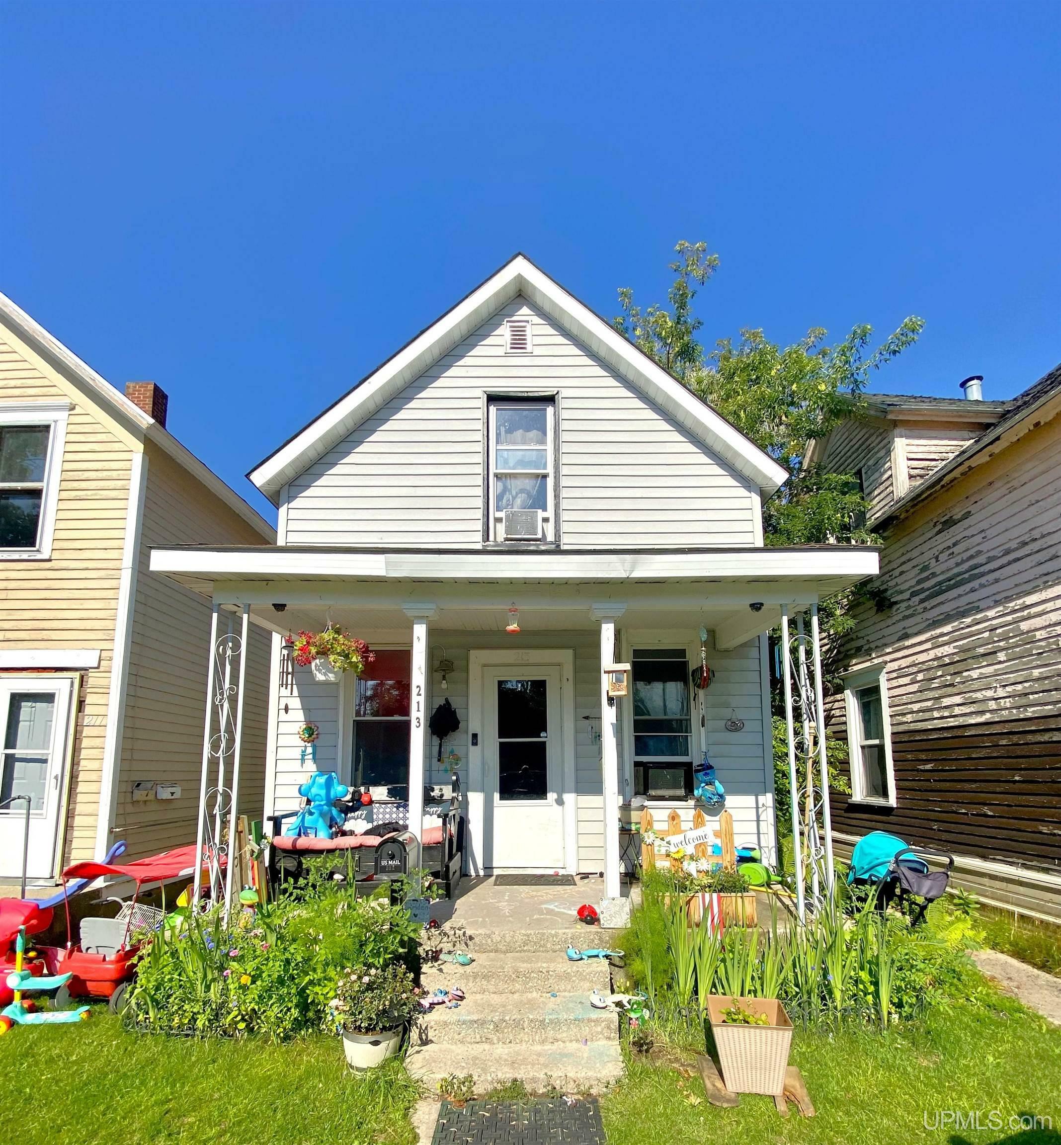 Property Photo:  213 N 14th  MI 49829 