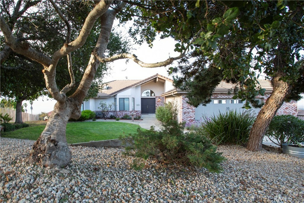 Property Photo:  2717 Houston Drive  CA 93402 