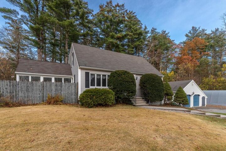 Property Photo:  125 Dutton Road  NH 03076 