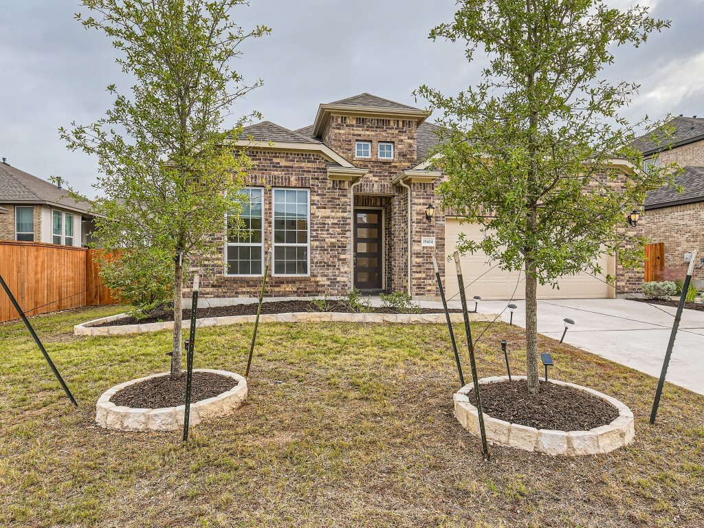 Property Photo:  19404 Fernando Trail  TX 78738 