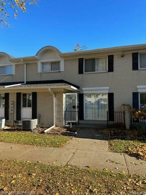 8603 Winchester  Sterling Heights MI 48313 photo