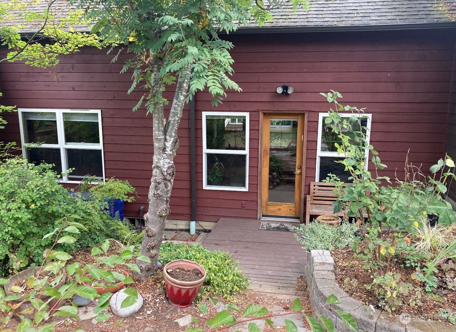 Property Photo:  7020 18th Avenue SW A-2  WA 98106 