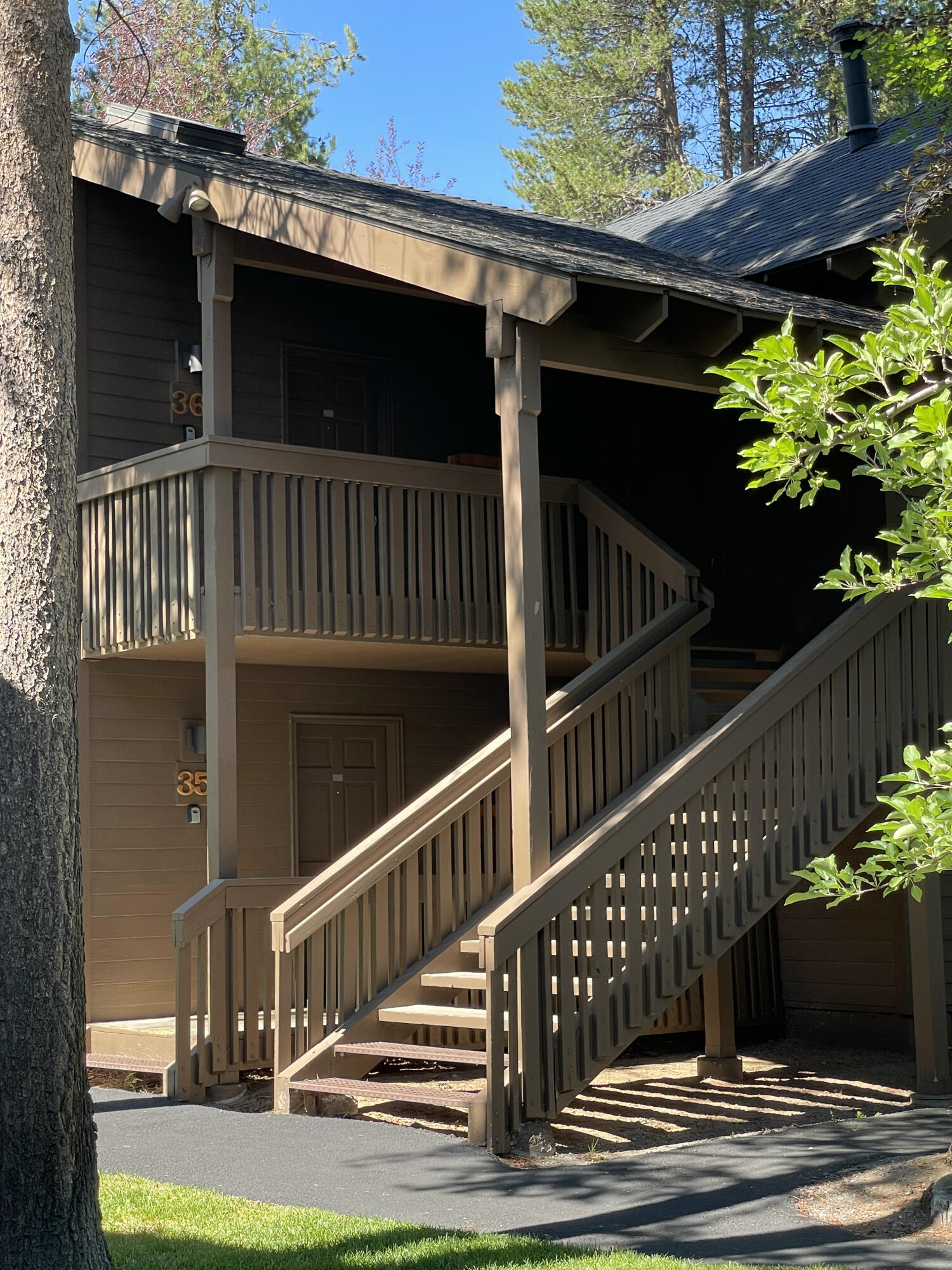 Property Photo: 57383 Beaver Ridge Loop 35D2 OR 97707