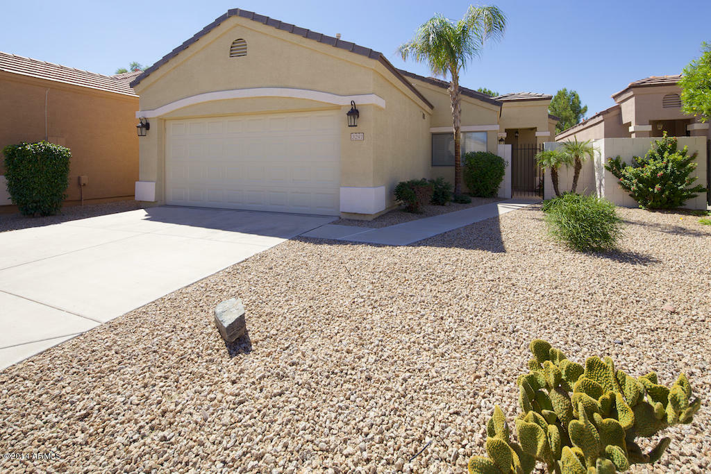 Property Photo:  3247 E Maldonado Drive  AZ 85042 