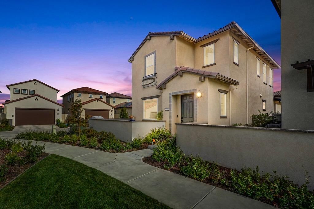 Property Photo: 2216 Terrawood Street CA 95747