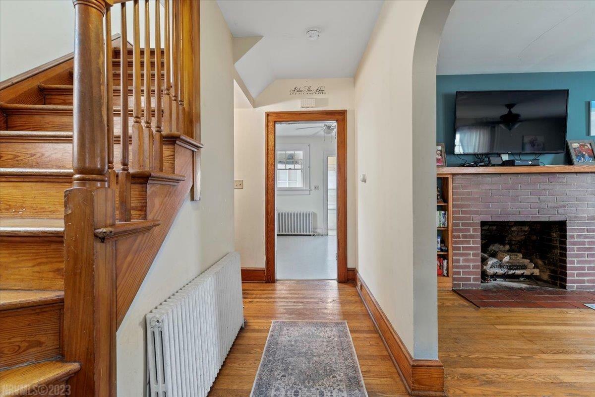 Property Photo: 209 Wolf Street VA 24124