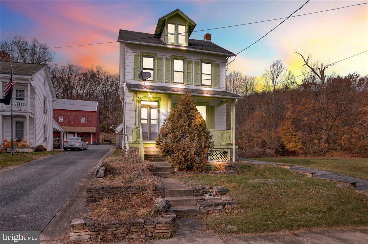 Property Photo: 198 E Main Street PA 19501