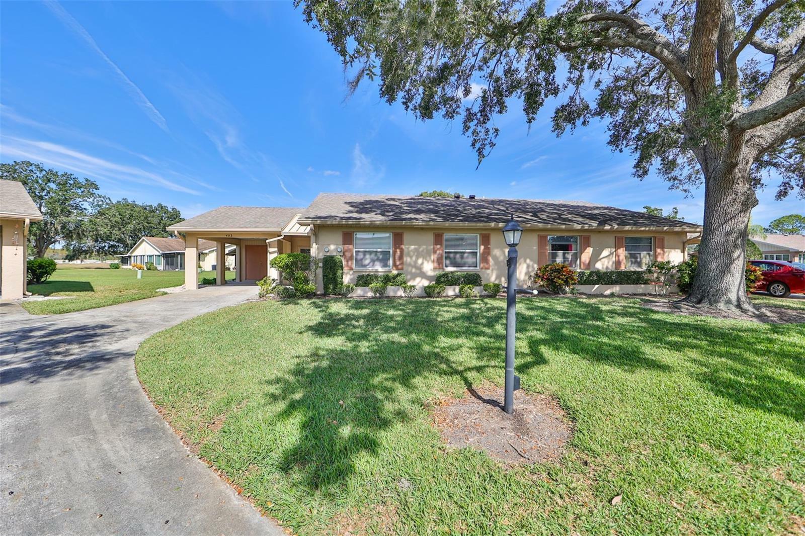 Property Photo:  403 Gladstone Place  FL 33573 