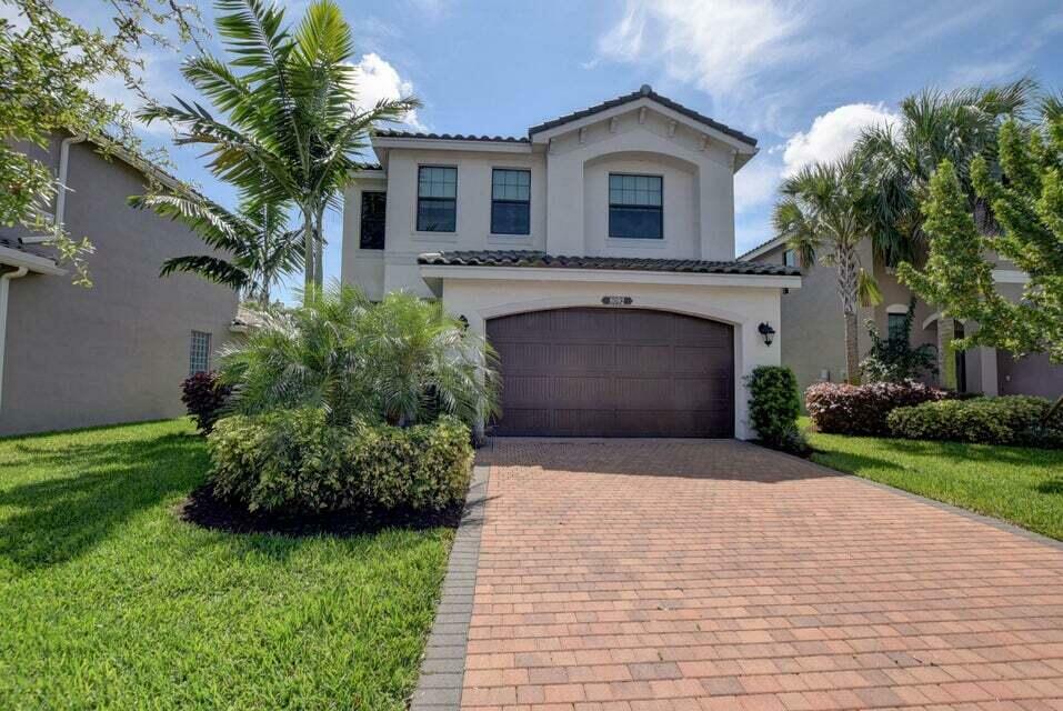 Property Photo: 8092 Snowflake Obsidian Trail FL 33446