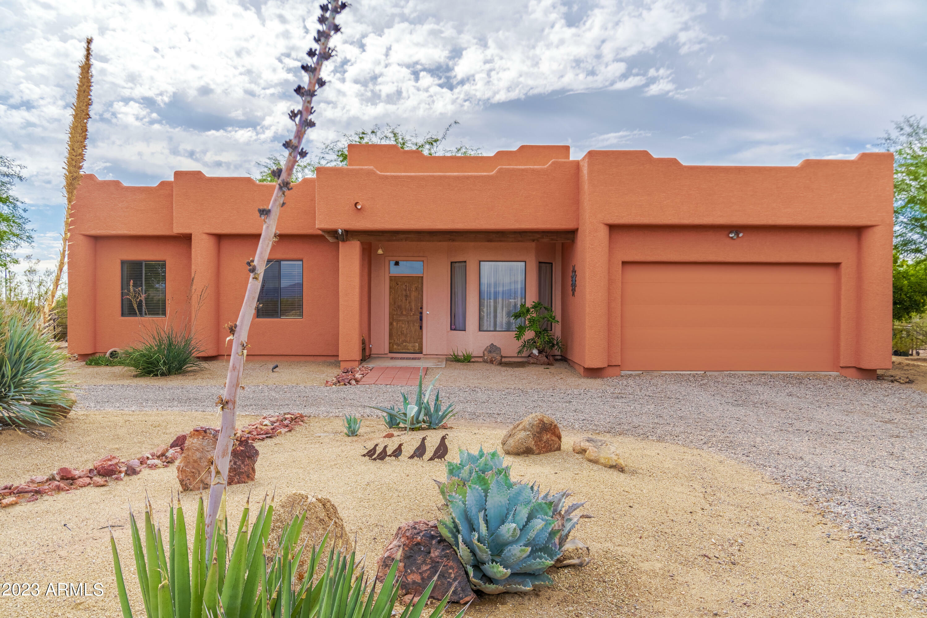 Property Photo:  22129 W Dale Lane  AZ 85361 