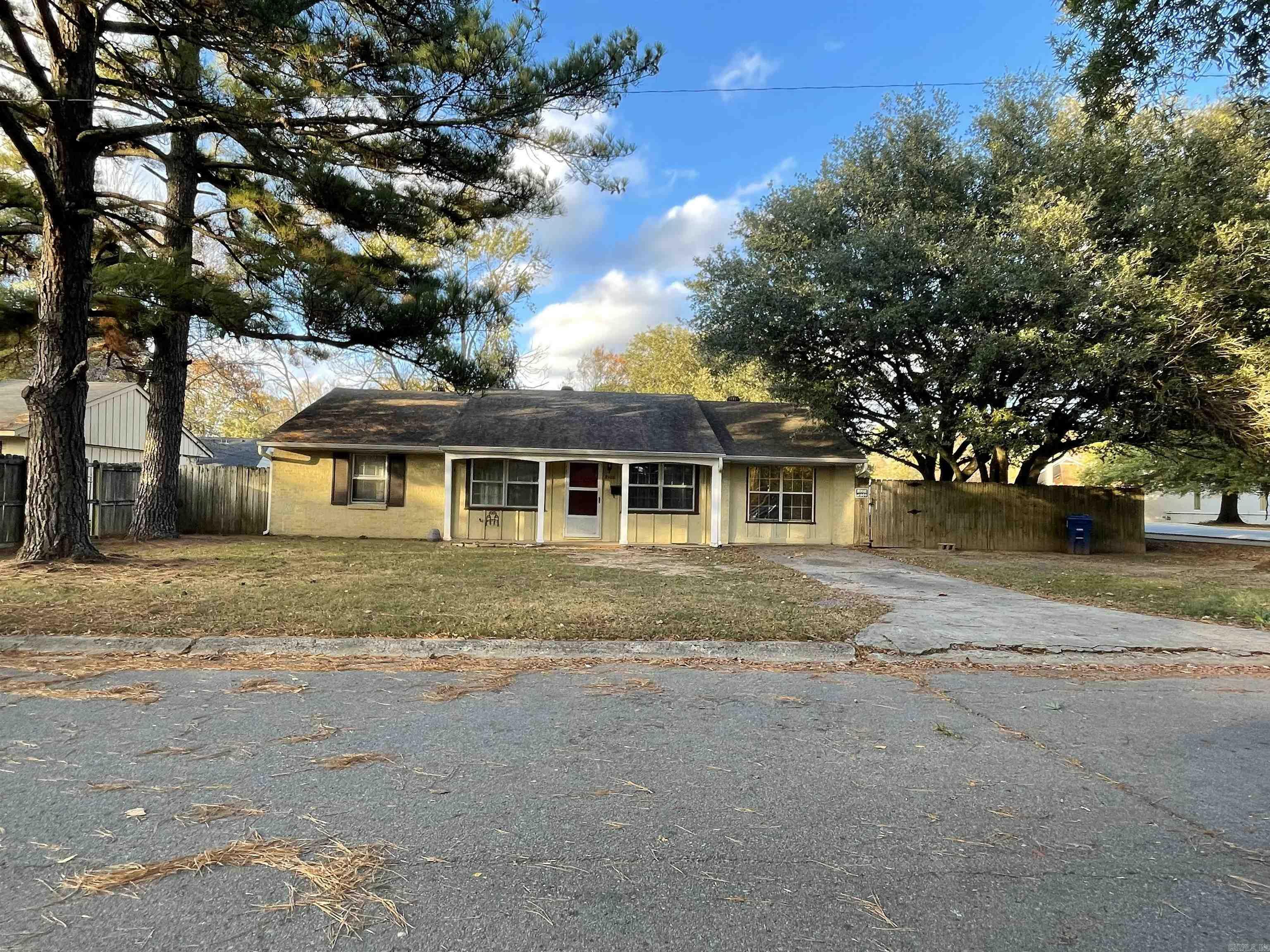 Property Photo:  2100 Arkansas Avenue  AR 72034 